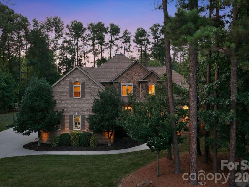 250 Barber Loop, Mooresville, NC 28117.  MLS# CAR4399847, YatesRealty ID 12141. 