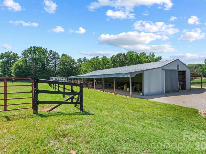 256 Johnson Dairy Road, Mooresville, NC 28115.  MLS# CAR4388596, YatesRealty ID 12142. 