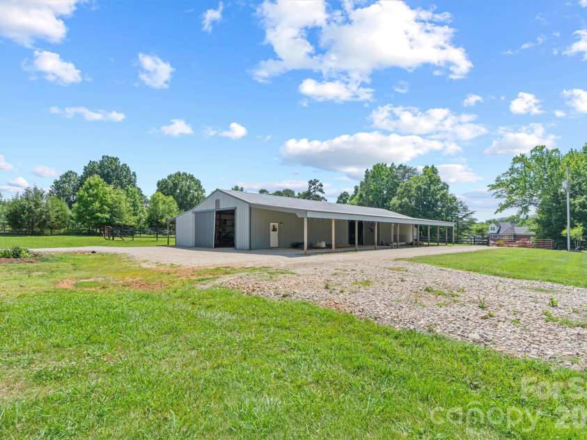 256 Johnson Dairy Road, Mooresville, NC 28115.  MLS# CAR4388596, YatesRealty ID 12142. 