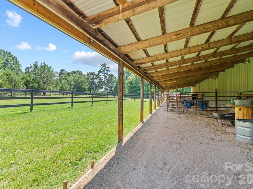 256 Johnson Dairy Road, Mooresville, NC 28115.  MLS# CAR4388596, YatesRealty ID 12142. 