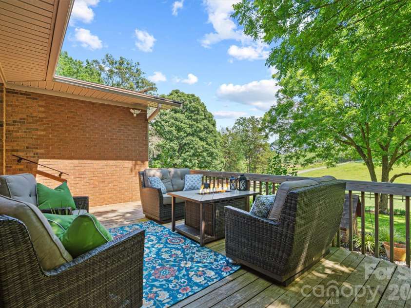 256 Johnson Dairy Road, Mooresville, NC 28115.  MLS# CAR4388596, YatesRealty ID 12142. 