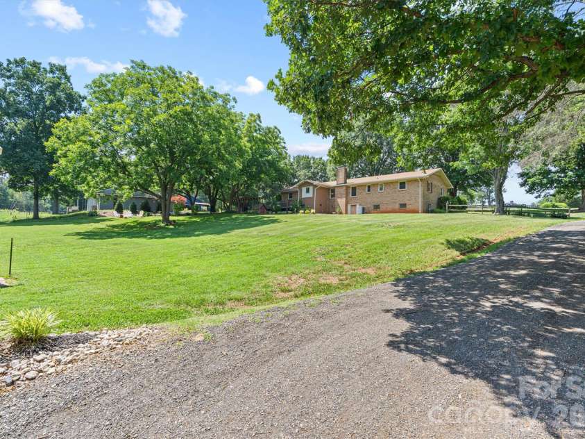 256 Johnson Dairy Road, Mooresville, NC 28115.  MLS# CAR4388596, YatesRealty ID 12142. 