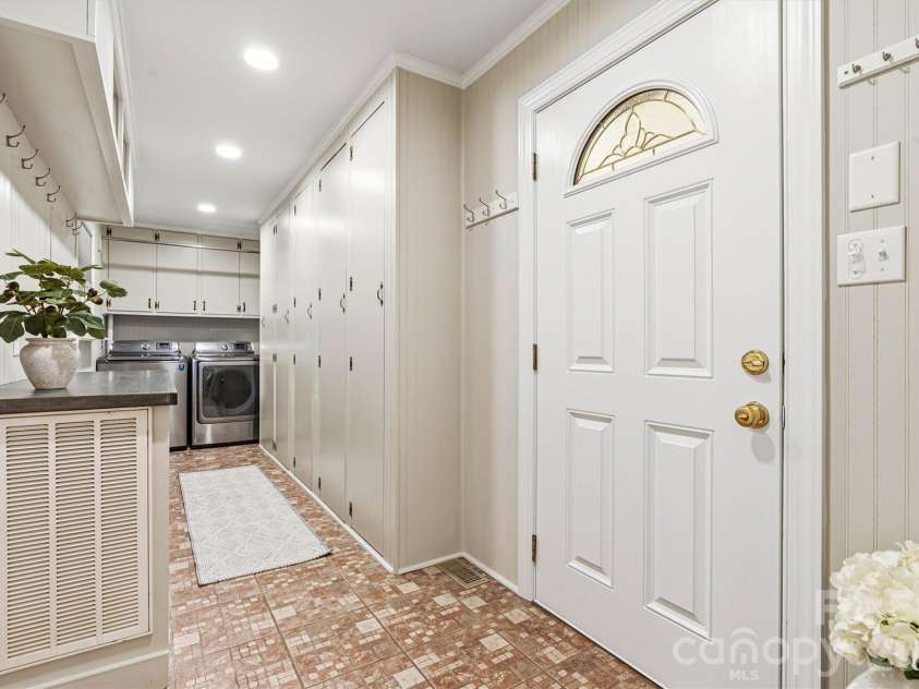 256 Johnson Dairy Road, Mooresville, NC 28115.  MLS# CAR4388596, YatesRealty ID 12142. 