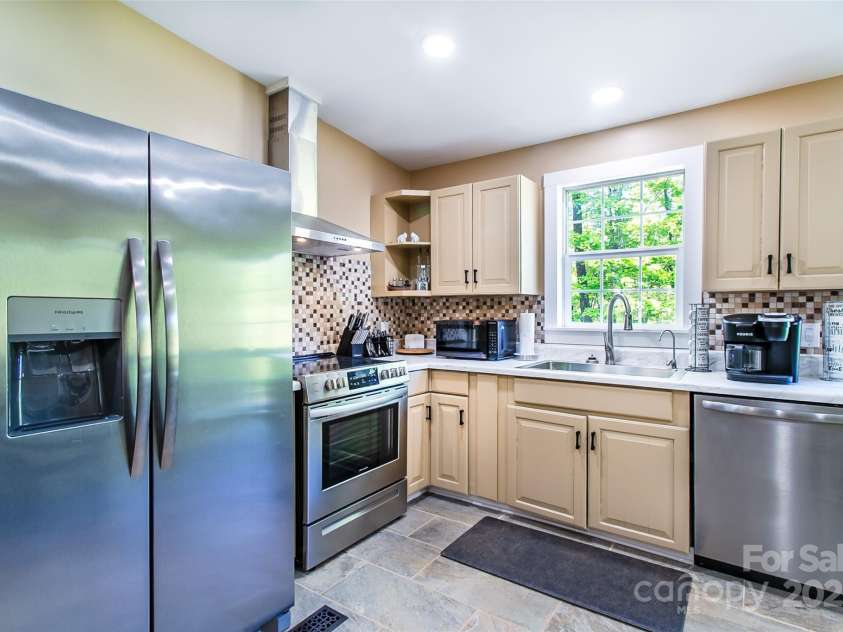 115 Cold Springs Drive, Mill Spring, NC 28756.  MLS# CAR4249078, YatesRealty ID 12143. 