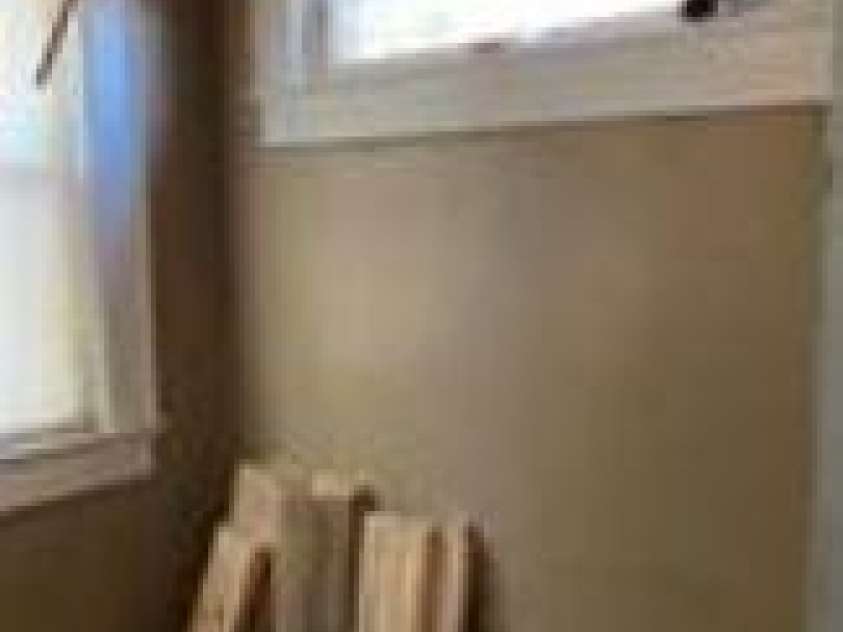 107 Lineberger Street, Shelby, NC 28150.  MLS# CAR4228356, YatesRealty ID 12144. 