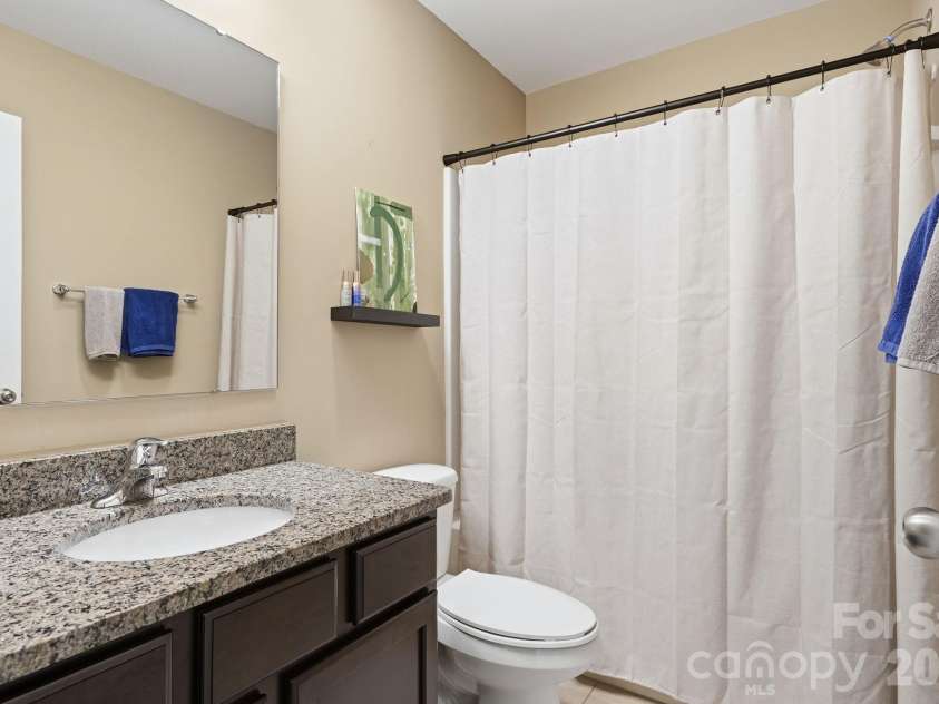 12755 Livengood Lane, Charlotte, NC 28269.  MLS# CAR4364491, YatesRealty ID 12144. Second Full Bathroom