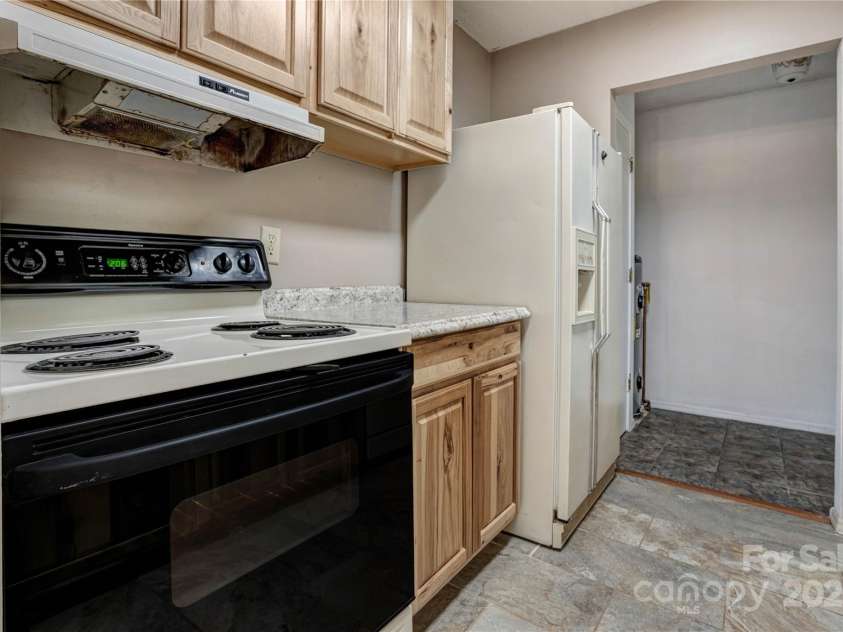 322 Electra Lane, Stanley, NC 28164.  MLS# CAR4243591, YatesRealty ID 12145. 