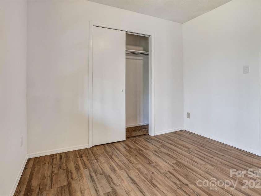 322 Electra Lane, Stanley, NC 28164.  MLS# CAR4243591, YatesRealty ID 12145. 