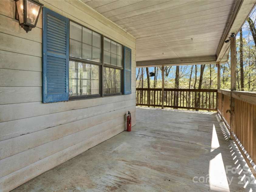 322 Electra Lane, Stanley, NC 28164.  MLS# CAR4243591, YatesRealty ID 12145. 