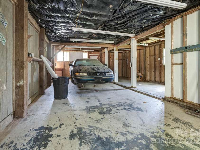 322 Electra Lane, Stanley, NC 28164.  MLS# CAR4243591, YatesRealty ID 12145. 