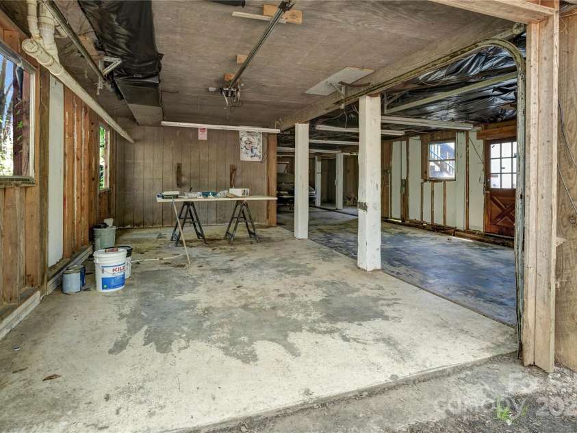 322 Electra Lane, Stanley, NC 28164.  MLS# CAR4243591, YatesRealty ID 12145. 