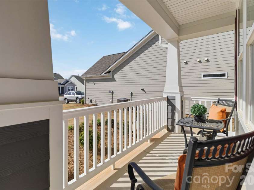 4331 Moxie Way, Charlotte, NC 28215.  MLS# CAR4400281, YatesRealty ID 12145. 