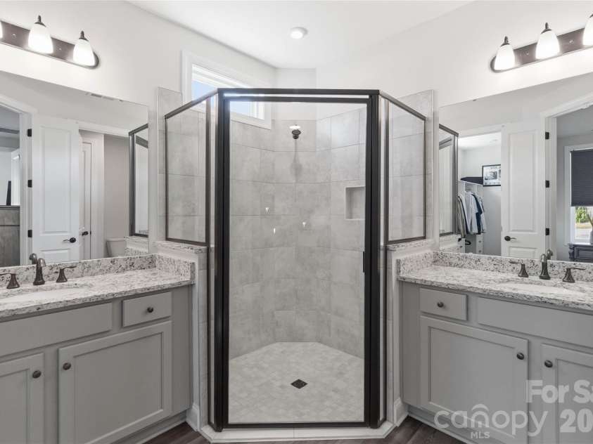 4331 Moxie Way, Charlotte, NC 28215.  MLS# CAR4400281, YatesRealty ID 12145. 