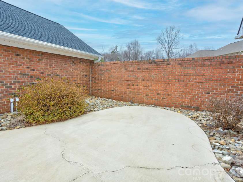 6036 Village Drive, Concord, NC 28027.  MLS# CAR4349128, YatesRealty ID 12146. 