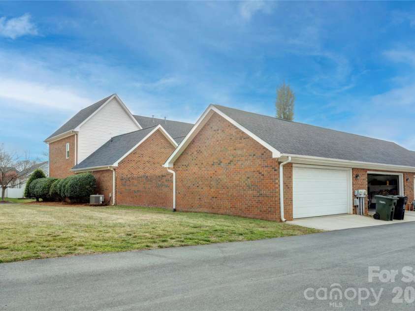 6036 Village Drive, Concord, NC 28027.  MLS# CAR4349128, YatesRealty ID 12146. 