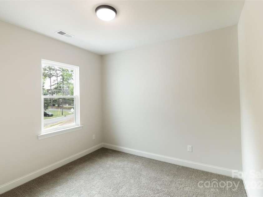 615 Billingsley Road, Charlotte, NC 28211.  MLS# CAR4242829, YatesRealty ID 12147. 
