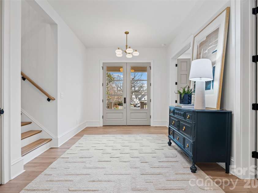 1222 Chandler Place, Charlotte, NC 28211.  MLS# CAR4335562, YatesRealty ID 12148. 