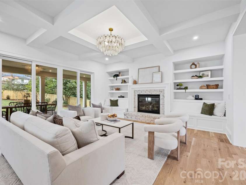 1222 Chandler Place, Charlotte, NC 28211.  MLS# CAR4335562, YatesRealty ID 12148. 