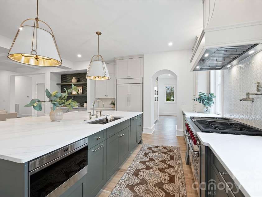 1222 Chandler Place, Charlotte, NC 28211.  MLS# CAR4335562, YatesRealty ID 12148. 