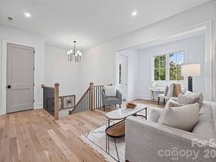 1222 Chandler Place, Charlotte, NC 28211.  MLS# CAR4335562, YatesRealty ID 12148. 