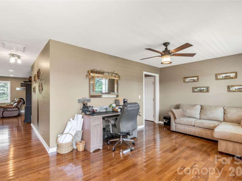 1302 Bryson Creek Drive, McConnells, SC 29726.  MLS# CAR4283048, YatesRealty ID 12149. 