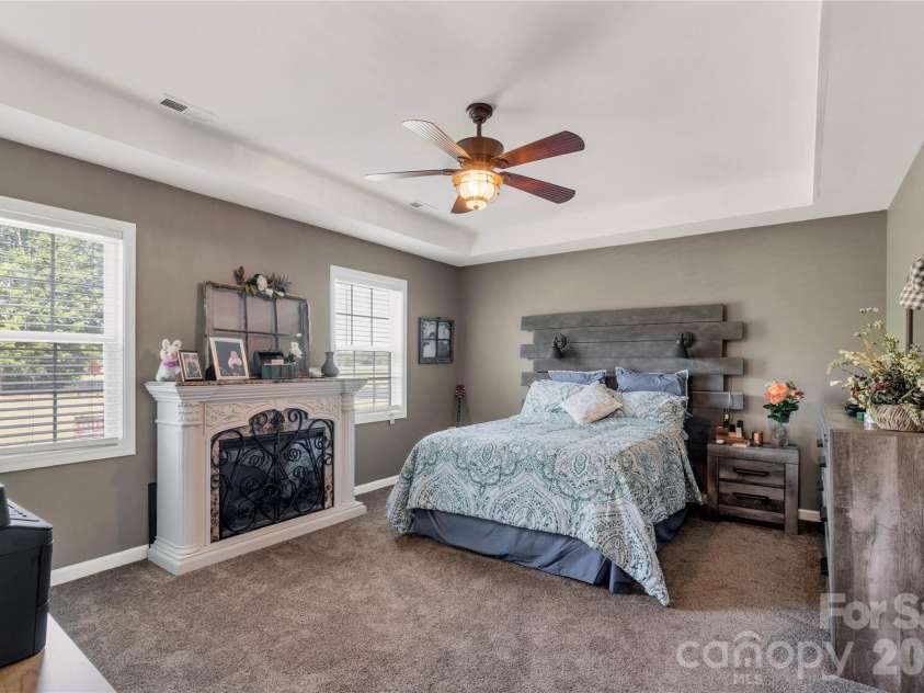 1302 Bryson Creek Drive, McConnells, SC 29726.  MLS# CAR4283048, YatesRealty ID 12149. 