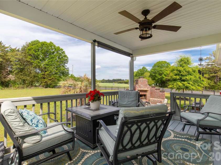1302 Bryson Creek Drive, McConnells, SC 29726.  MLS# CAR4283048, YatesRealty ID 12149. 
