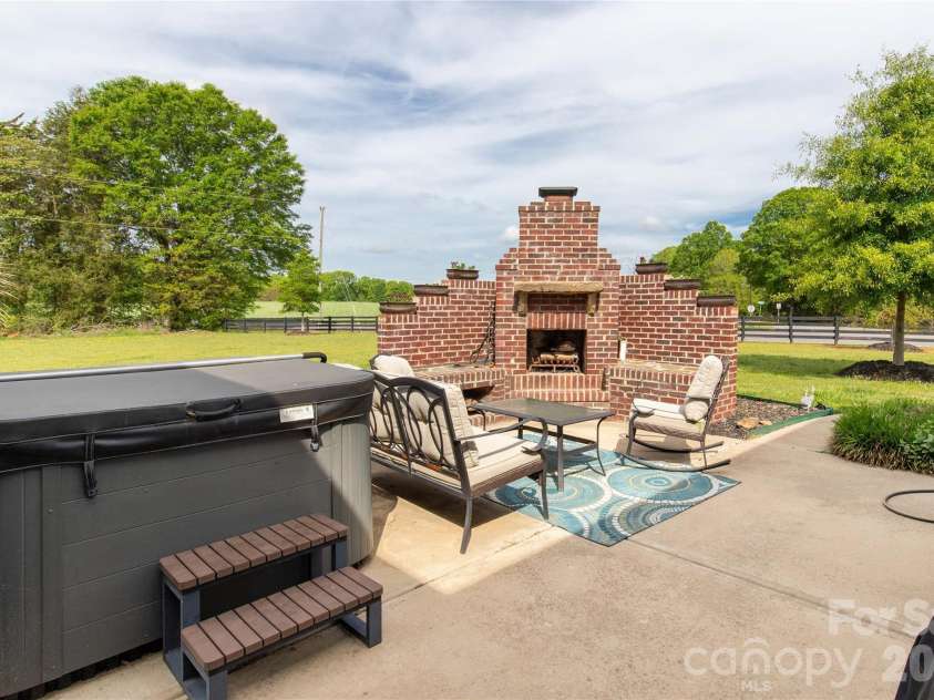 1302 Bryson Creek Drive, McConnells, SC 29726.  MLS# CAR4283048, YatesRealty ID 12149. 