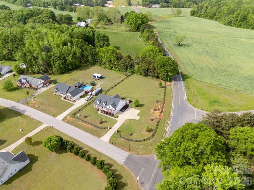 1302 Bryson Creek Drive, McConnells, SC 29726.  MLS# CAR4283048, YatesRealty ID 12149. 