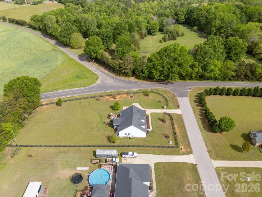 1302 Bryson Creek Drive, McConnells, SC 29726.  MLS# CAR4283048, YatesRealty ID 12149. 