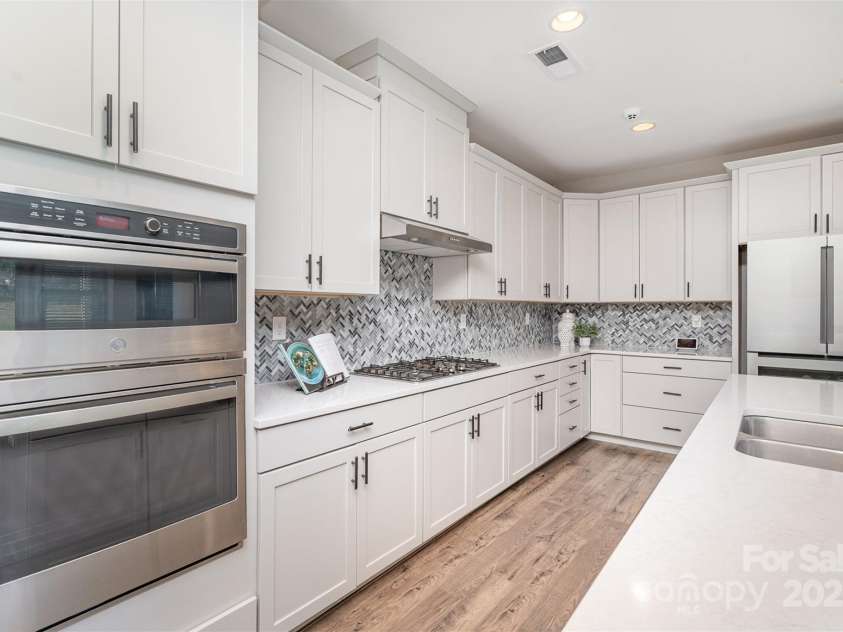 15212 Keyes Meadow Way, Huntersville, NC 28078.  MLS# CAR4241709, YatesRealty ID 12149. 