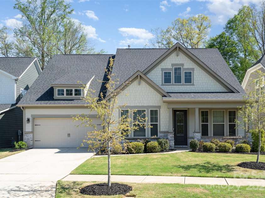 15212 Keyes Meadow Way, Huntersville, NC 28078.  MLS# CAR4241709, YatesRealty ID 12149. Welcome Home!