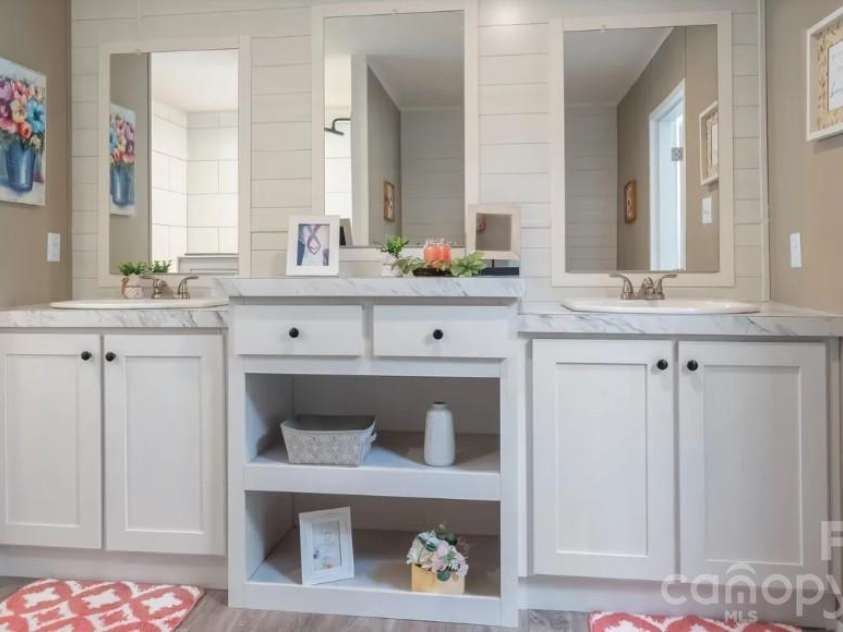 1002 Pinnacle Church Road, Nebo, NC 28761.  MLS# CAR4341418, YatesRealty ID 1215. 