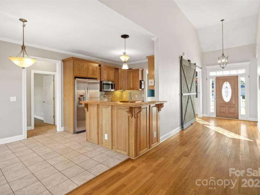 104 Ole Farm Place, Kings Mountain, NC 28086.  MLS# CAR4314744, YatesRealty ID 12150. 
