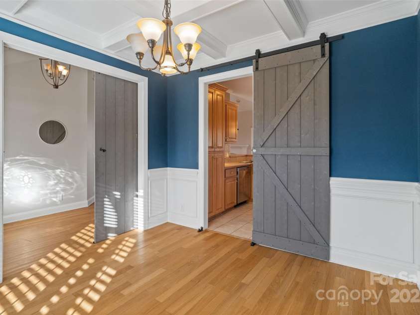 104 Ole Farm Place, Kings Mountain, NC 28086.  MLS# CAR4314744, YatesRealty ID 12150. Dining Room