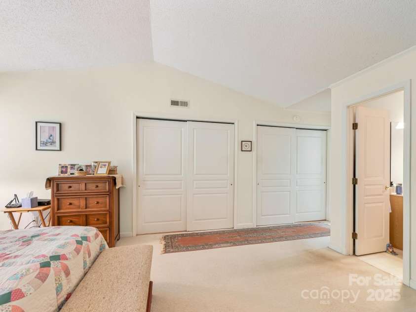 1202 Hyde Park Drive, Asheville, NC 28806.  MLS# CAR4251836, YatesRealty ID 12151. 