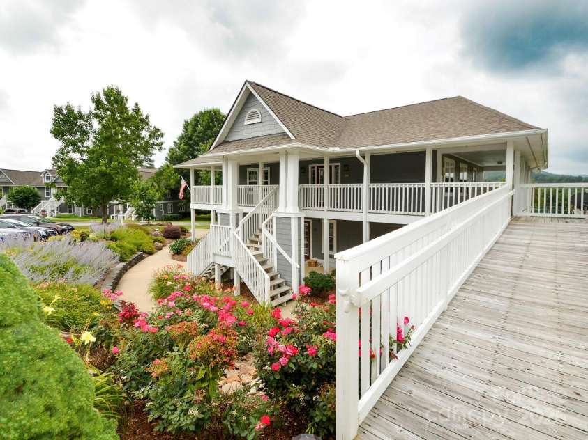 1202 Hyde Park Drive, Asheville, NC 28806.  MLS# CAR4251836, YatesRealty ID 12151. Clubhouse