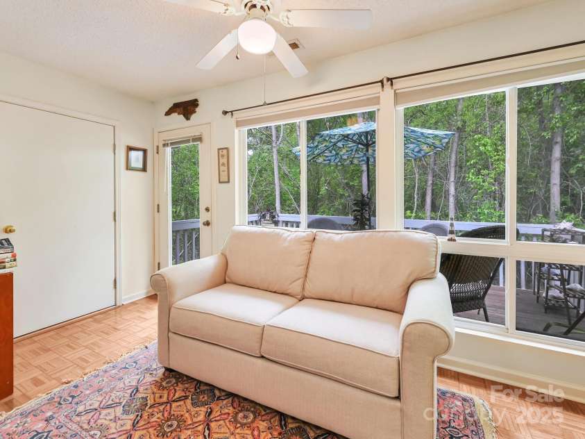 1202 Hyde Park Drive, Asheville, NC 28806.  MLS# CAR4251836, YatesRealty ID 12151. Sunroom