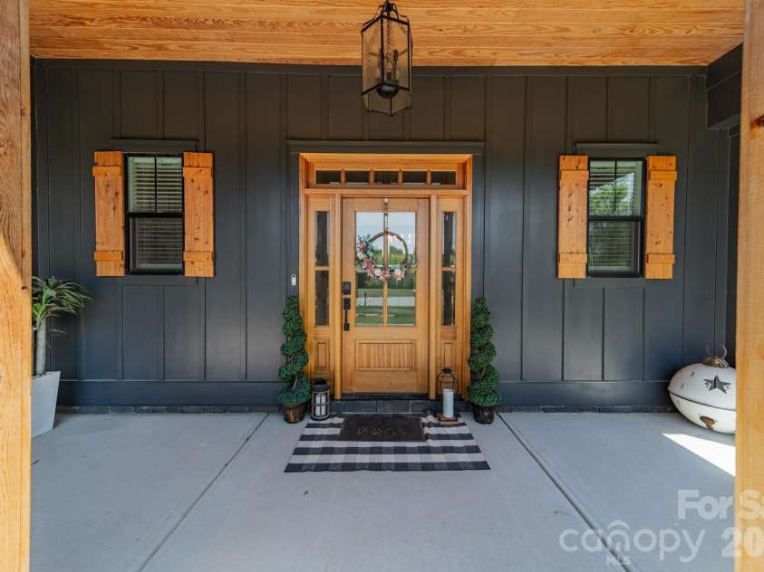 5201 Meadowland Parkway, Monroe, NC 28112.  MLS# CAR4364272, YatesRealty ID 12151. 