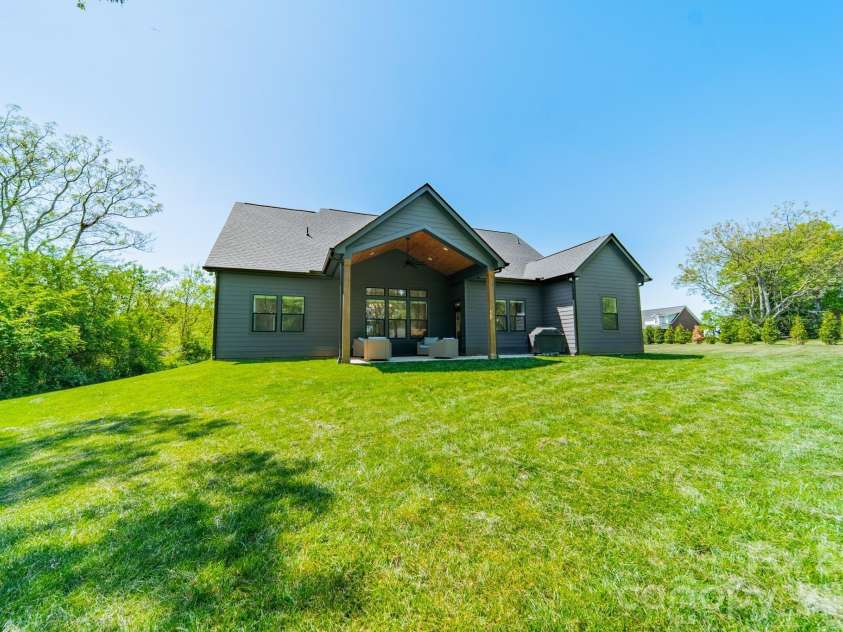 5201 Meadowland Parkway, Monroe, NC 28112.  MLS# CAR4364272, YatesRealty ID 12151. 
