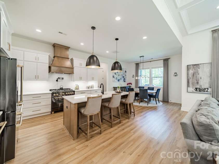 5201 Meadowland Parkway, Monroe, NC 28112.  MLS# CAR4364272, YatesRealty ID 12151. Kitchen & Dining