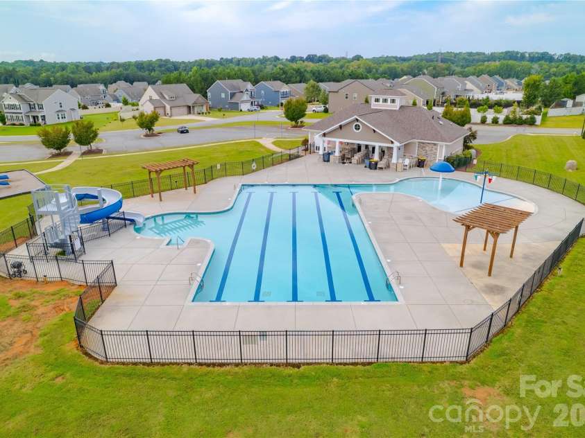 7682 Lazy Hollow Lane, Denver, NC 28037.  MLS# CAR4359740, YatesRealty ID 12152. 