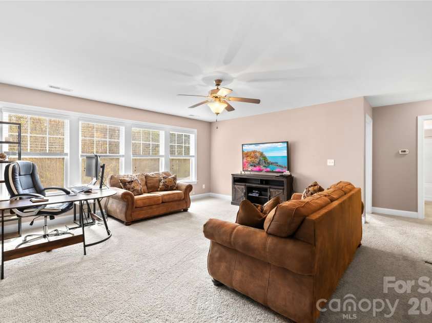 7682 Lazy Hollow Lane, Denver, NC 28037.  MLS# CAR4359740, YatesRealty ID 12152. 