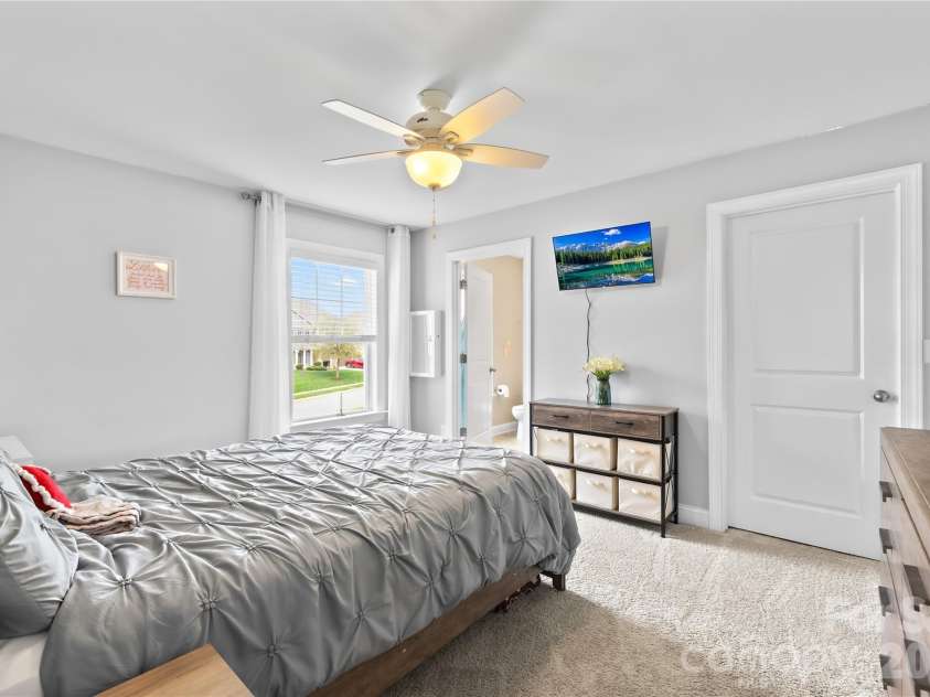 7682 Lazy Hollow Lane, Denver, NC 28037.  MLS# CAR4359740, YatesRealty ID 12152. 