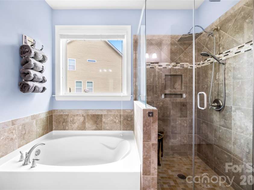 7682 Lazy Hollow Lane, Denver, NC 28037.  MLS# CAR4359740, YatesRealty ID 12152. 