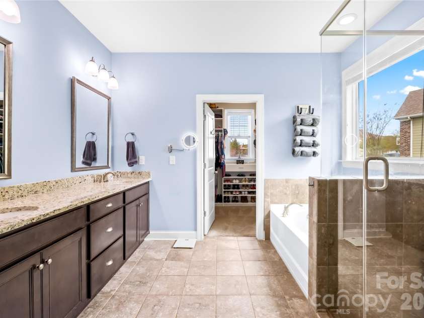 7682 Lazy Hollow Lane, Denver, NC 28037.  MLS# CAR4359740, YatesRealty ID 12152. 