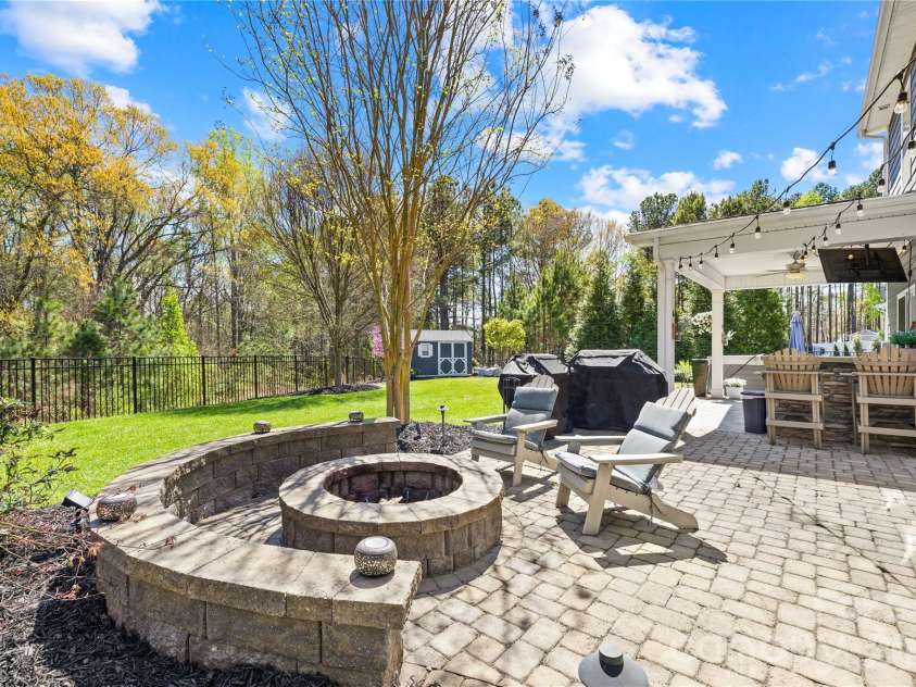 7682 Lazy Hollow Lane, Denver, NC 28037.  MLS# CAR4359740, YatesRealty ID 12152. 