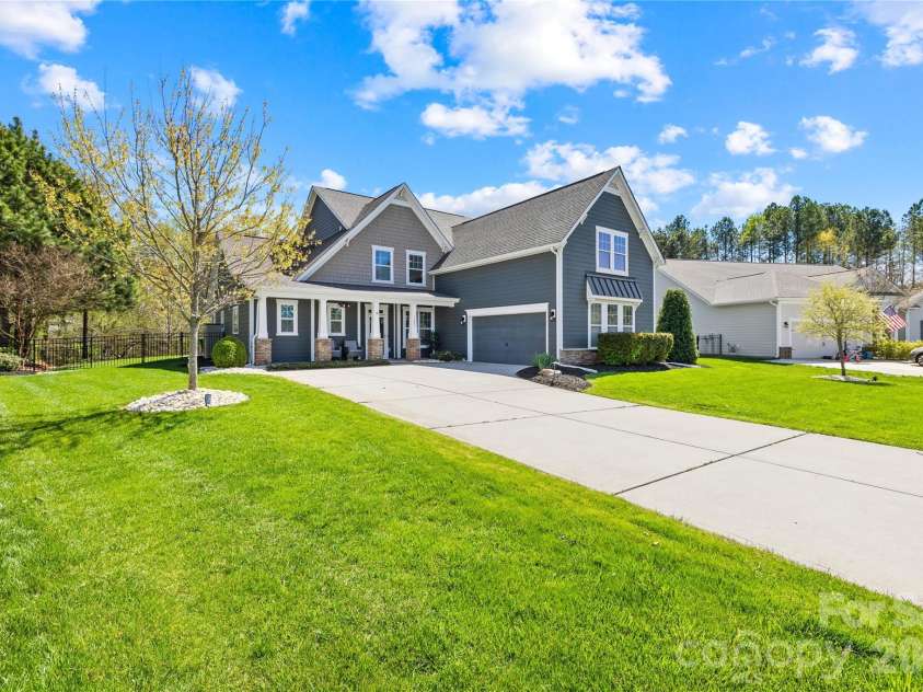 7682 Lazy Hollow Lane, Denver, NC 28037.  MLS# CAR4359740, YatesRealty ID 12152. 