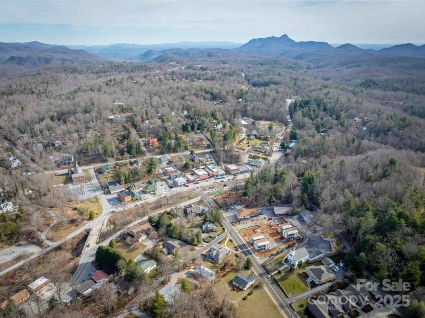 24 Skyvue Court, Saluda, NC 28773.  MLS# CAR4199762, YatesRealty ID 12154. 