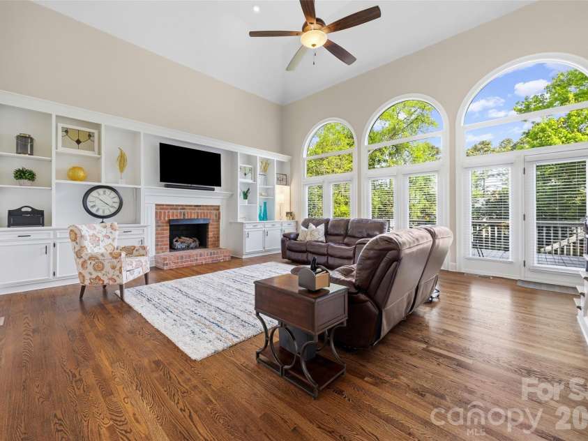 5016 Corrigan Court, Charlotte, NC 28277.  MLS# CAR4365403, YatesRealty ID 12154. 
